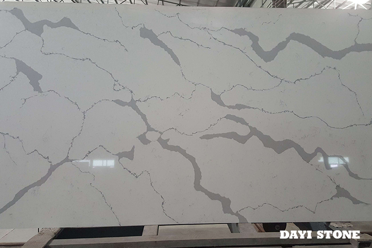 Calacatta Laza Quartz Slab